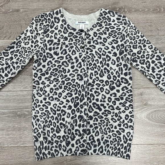 Old Navy Stretch Cardigan Long Sleeve Grey Animal Leopard Print S - Picture 3 of 16